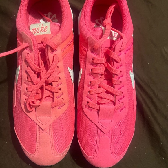 Nike Women's Sneakers - Pink and White - Picture 5 of 6